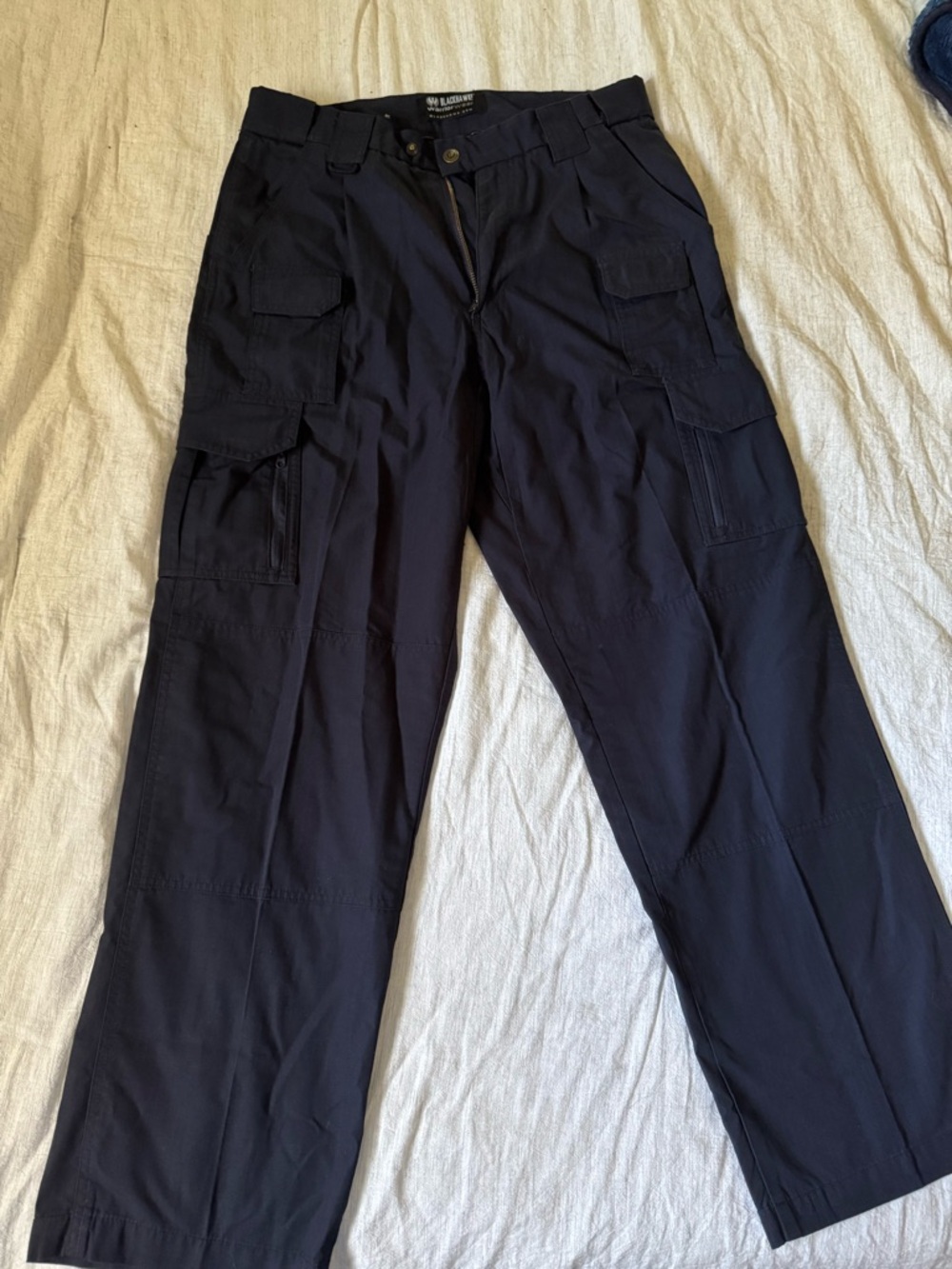 Men's Navy Cargo Pants with Multipocket Utility Design